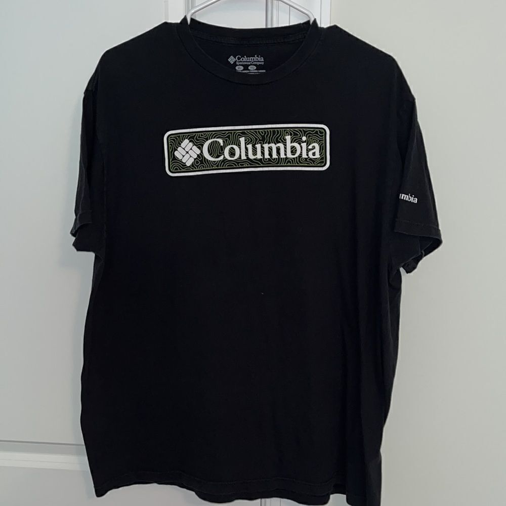 Columbia black hiking trail work out cotton mens T shirt